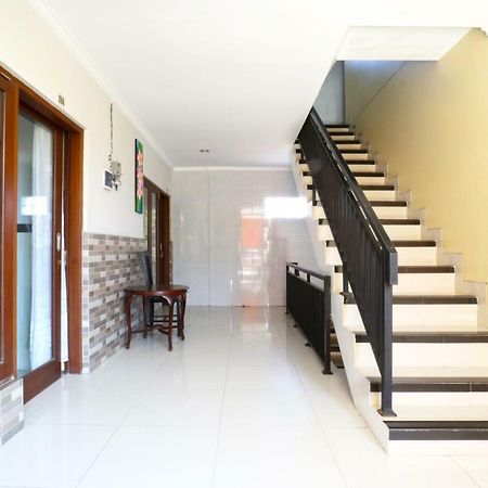 Отель Rena Segara House Kuta Кута Экстерьер фото
