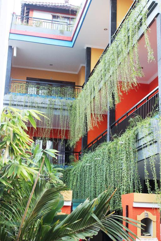 Отель Rena Segara House Kuta Кута Экстерьер фото